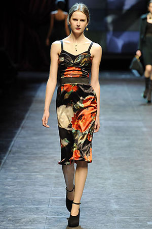 Dolce-Gabbana-Fall-2010-00650m.jpg