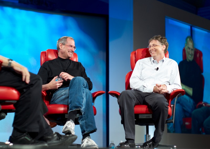 Steve_Jobs_and_Bill_Gates_(522695099)1222.jpg