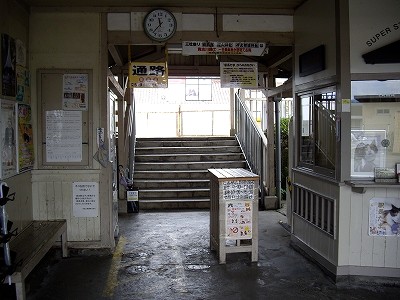貴志駅改札20091115
