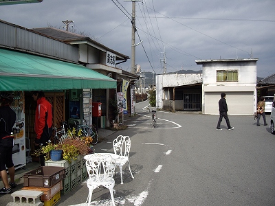 貴志駅売店20091115