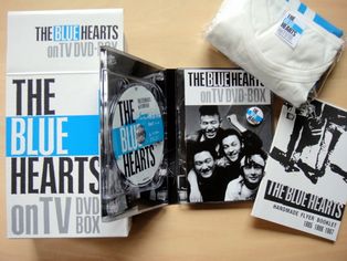 DVDブルーレイTHE　BLUE　HEARTS　on　TV　DVD-BOX（完全初回生産限定盤）