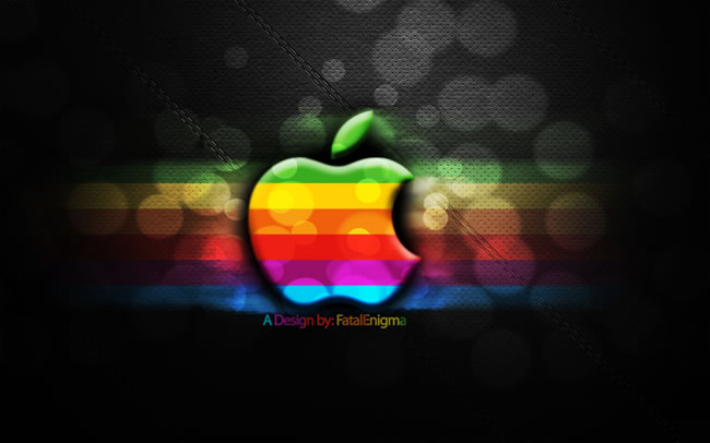 アップルの林檎マークが光る Macな壁紙が無料ダウンロードできる
