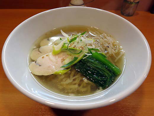 伊佐夫・鶏そばＴＥＮ麺